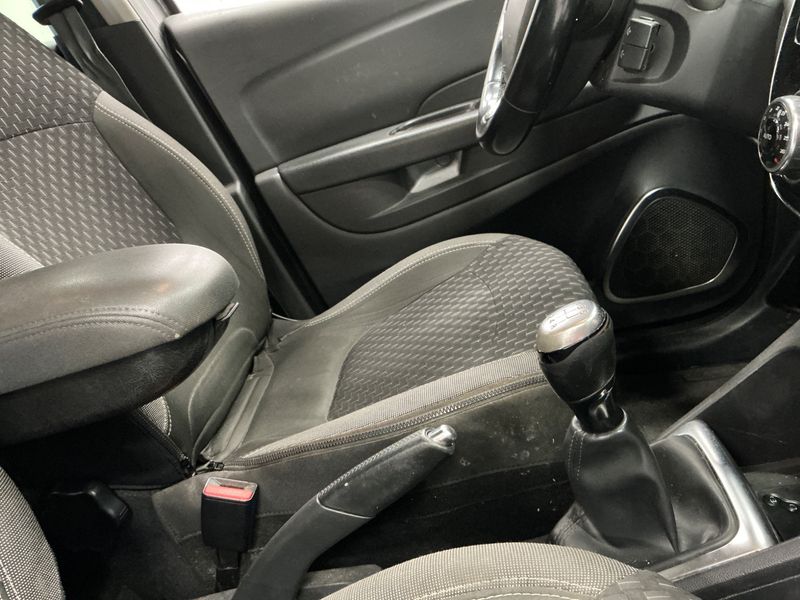 Renault Captur 1.5 dCi Intens 2018 – снимка 39