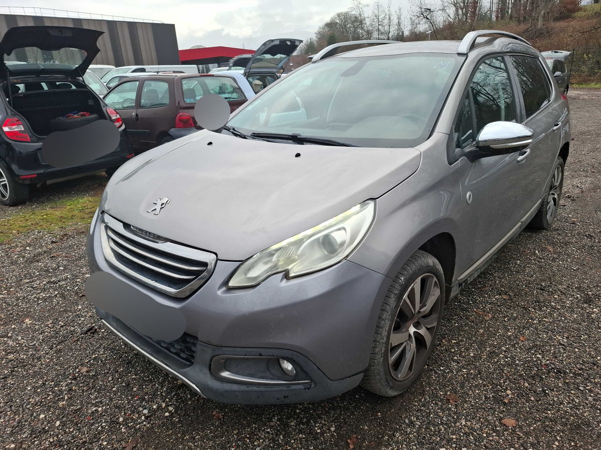 Peugeot 2008 1.2 PureTech Crossway