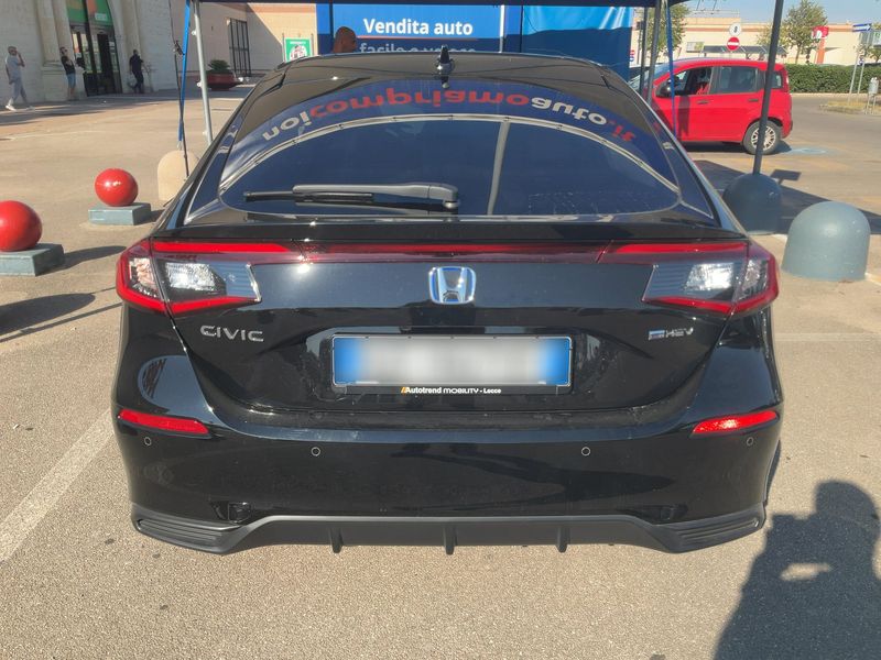 Honda Civic 2.0 e:HEV Advance 2025 – снимка 7