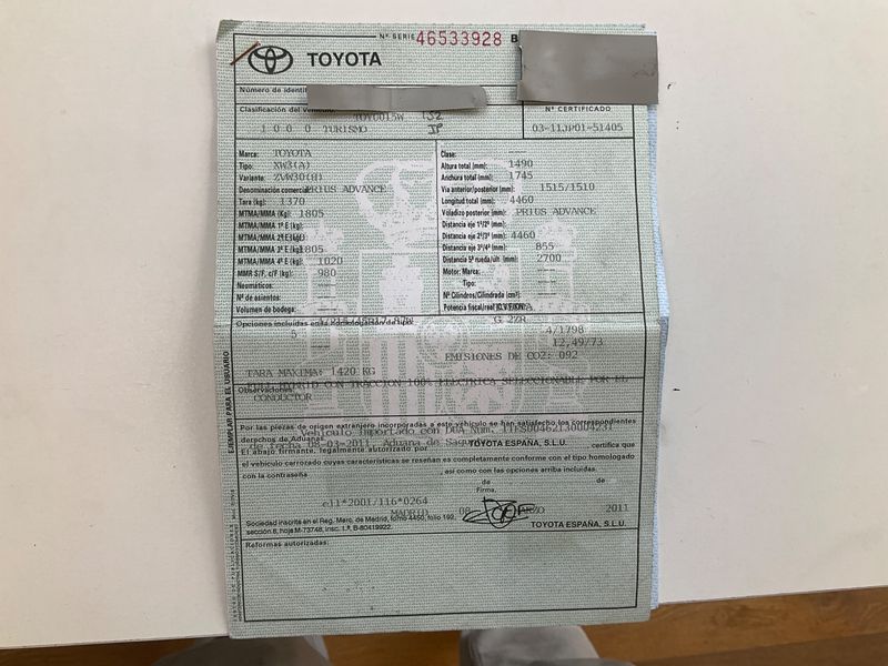 Toyota Prius 1.8 Advance — zdjęcie 16