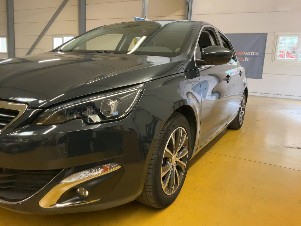 Peugeot 308 1.2 e-THP Allure