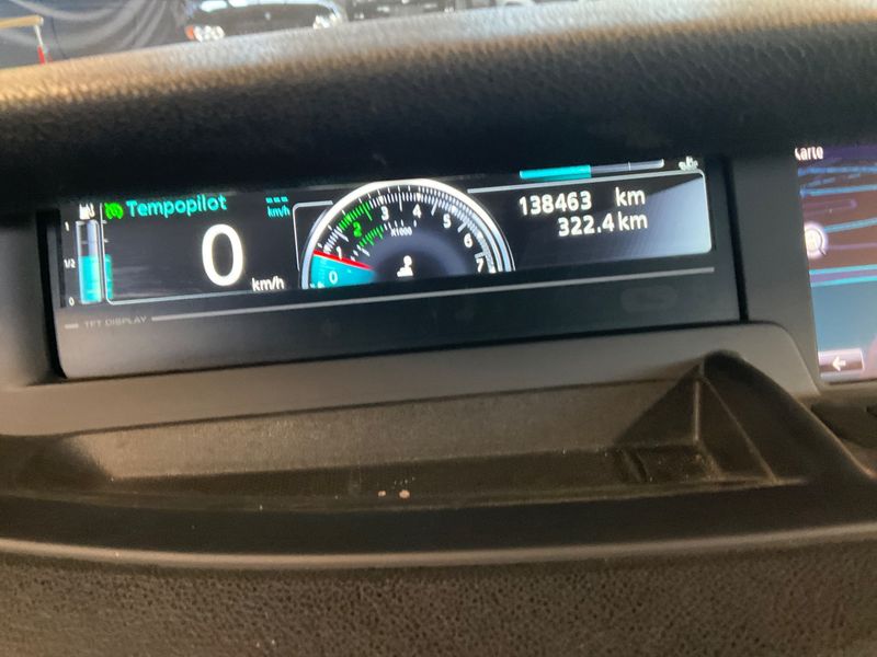 Renault Scenic 1.2 TCe Energy BOSE Edition — zdjęcie 4