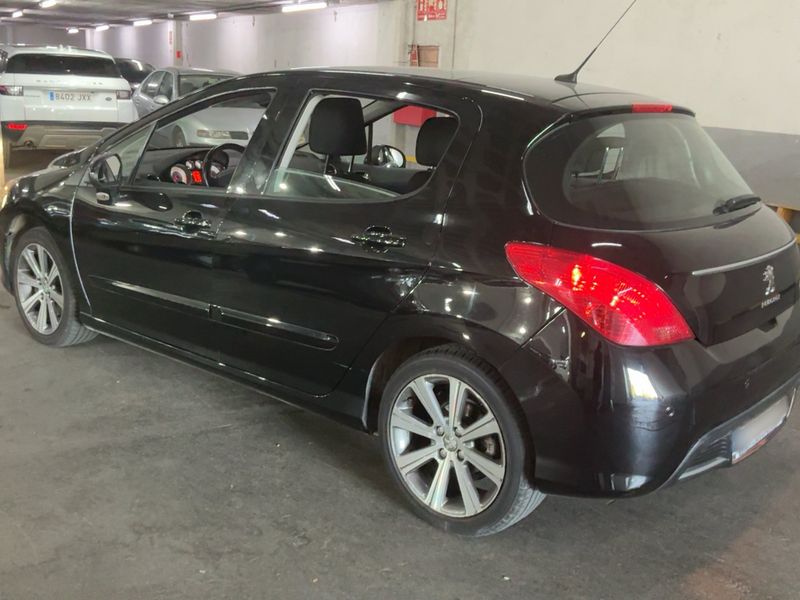 Peugeot 308 2.0 HDi Allure 2012 – снимка 6