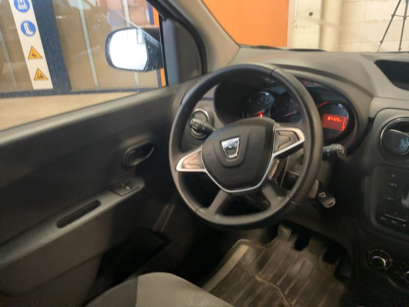 Dacia Dokker 1.6 SCe Ambiance — zdjęcie 13