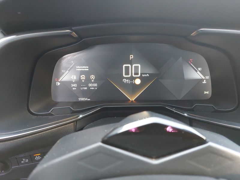 DS Automobiles DS7 Crossback 2.0 Blue-HDi GrandChic — zdjęcie 12