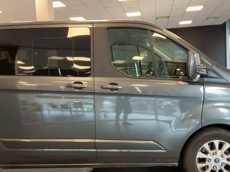 Ford Tourneo Custom 2.0 TDCi 320 L1 Titanium — zdjęcie 7