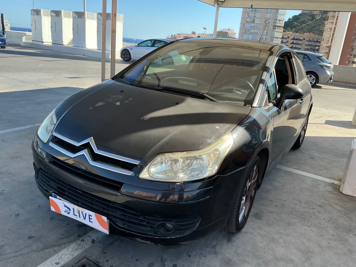 Citroen C4 2005 — photo 1