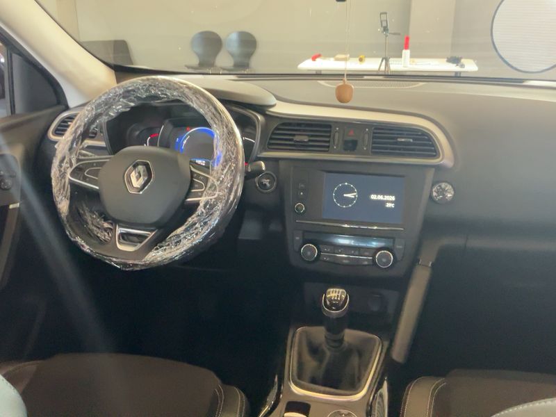 Renault Kadjar 1.6 dCi Energy Zen 4x4 — zdjęcie 12