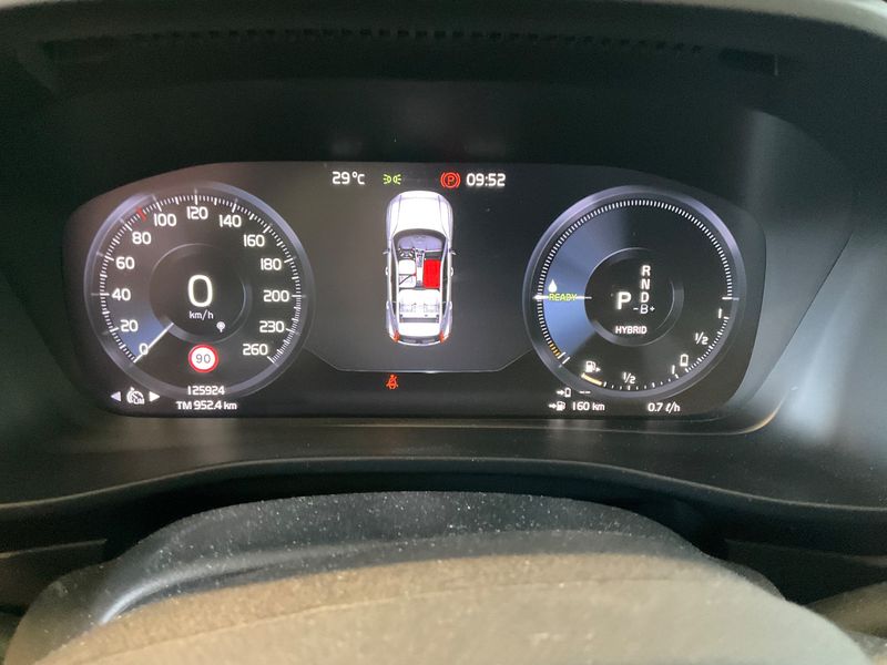 Volvo XC40 1.5 T5 Plug-in Hybrid Inscription 2WD — zdjęcie 13