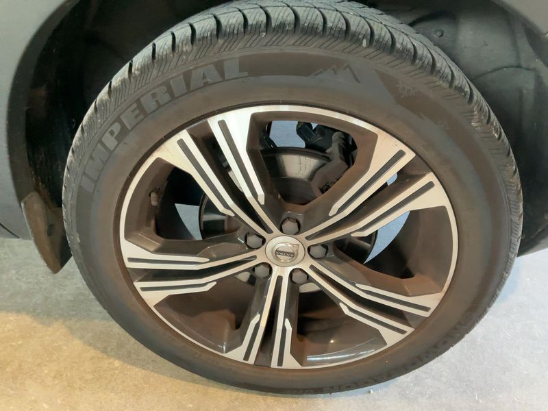Volvo XC40 1.5 T5 Plug-in Hybrid Inscription 2WD 2021 – снимка 5