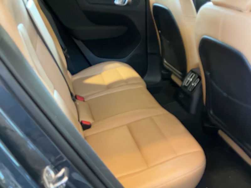 Volvo XC40 1.5 T5 Plug-in Hybrid Inscription 2WD — zdjęcie 14