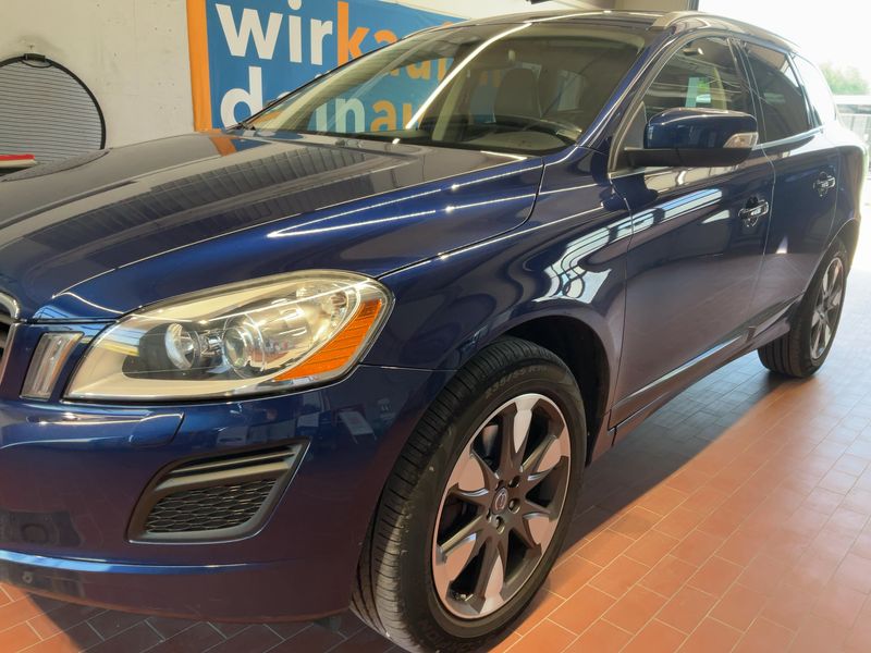 Volvo XC60 2.4 D5 Ocean Race AWD 2012 – снимка 2