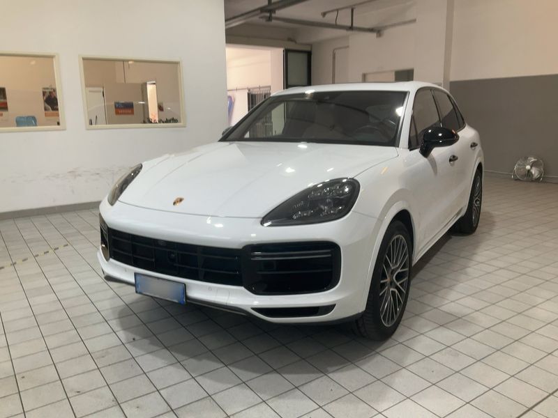 Porsche Cayenne Turbo