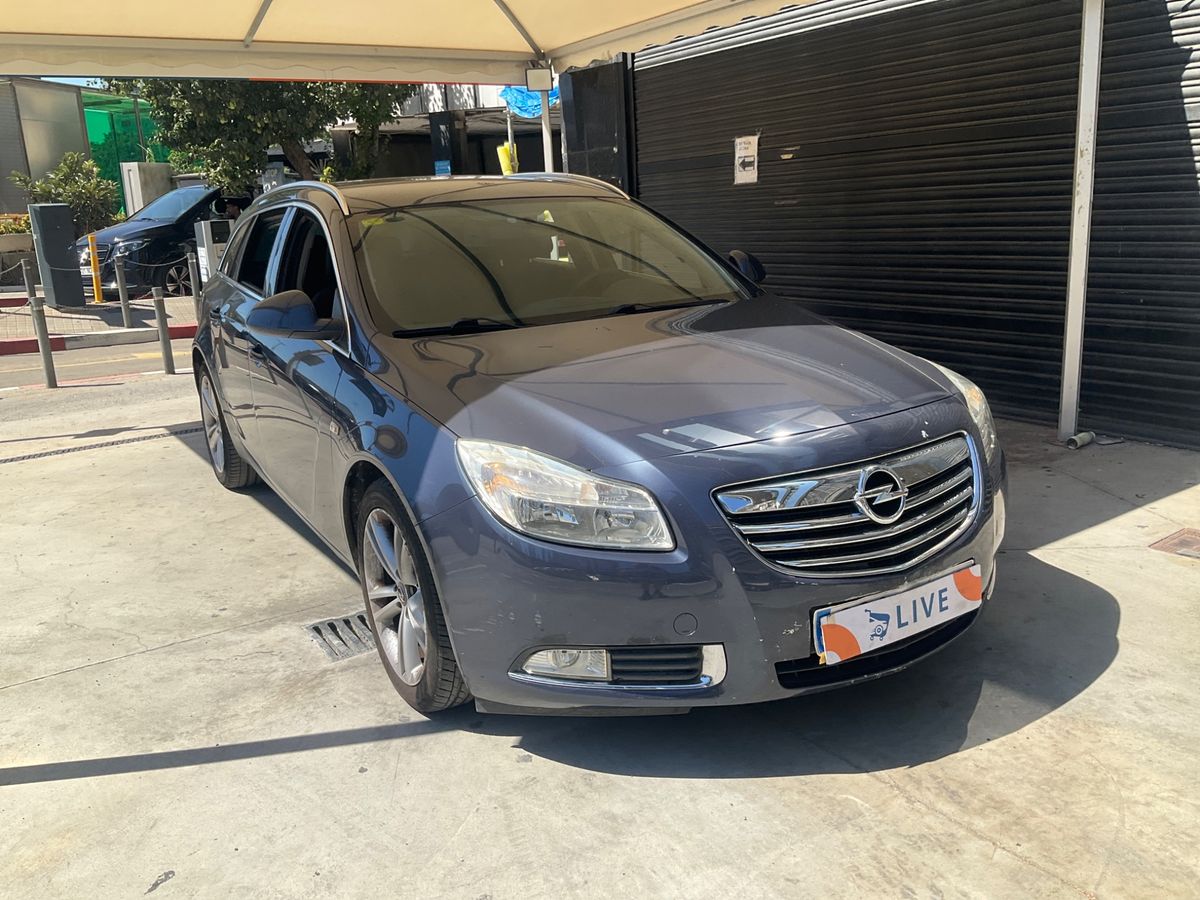 Opel Insignia 2010