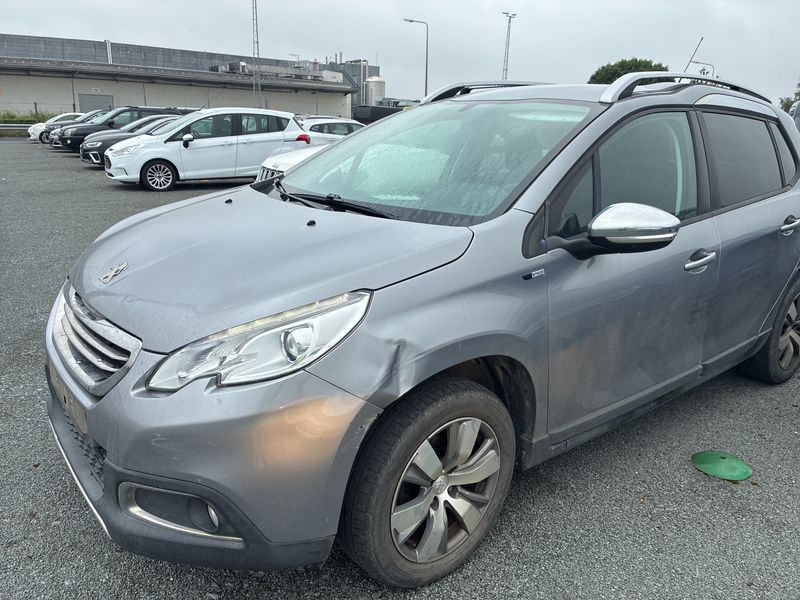 Peugeot 2008 1.6 e-HDi Style 2015 – снимка 2