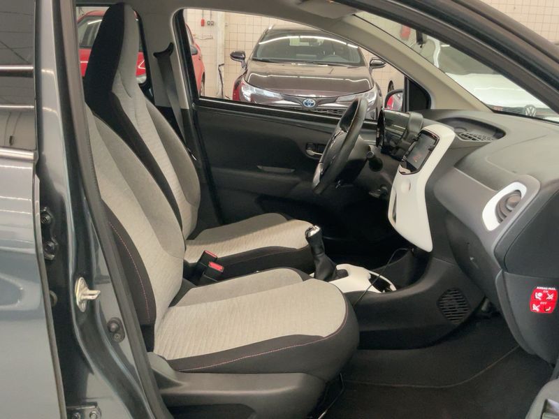 Citroen C1 1.0 VTi Shine 2018 – снимка 16