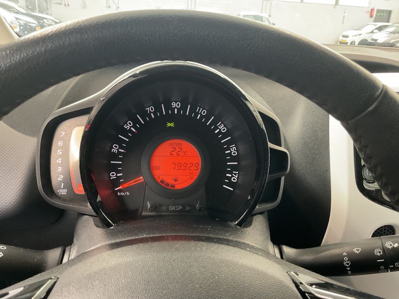 Citroen C1 1.0 VTi Shine 2018 – снимка 18