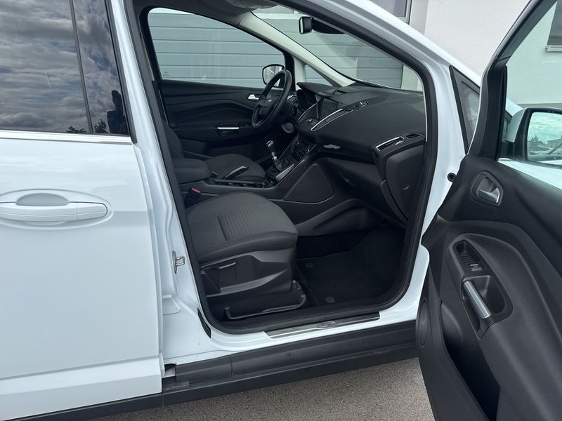Ford Grand C-Max 1.0 EcoBoost Titanium — zdjęcie 10