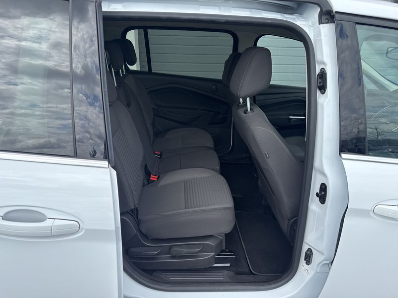 Ford Grand C-Max 1.0 EcoBoost Titanium — zdjęcie 14
