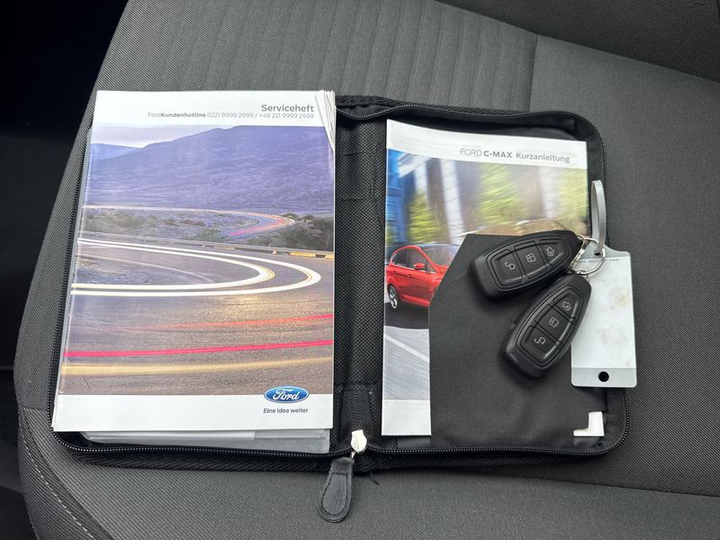 Ford Grand C-Max 1.0 EcoBoost Titanium — zdjęcie 22