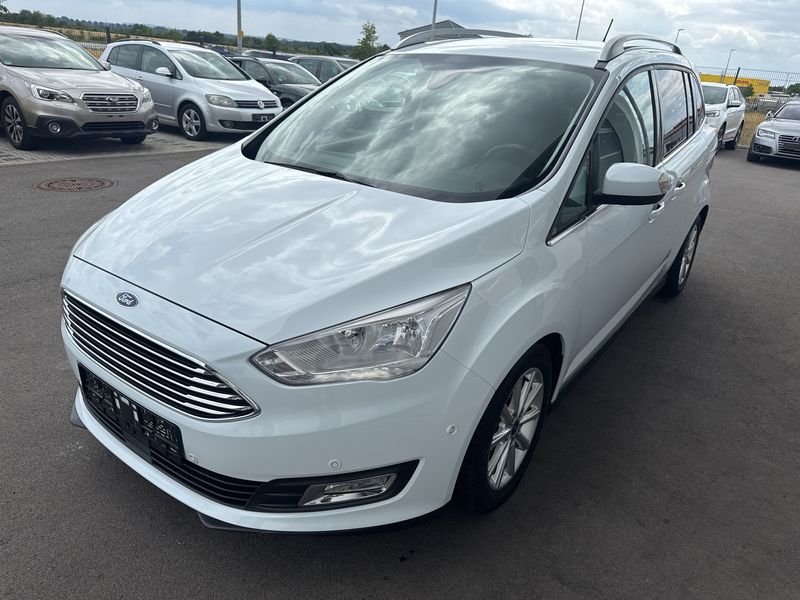 Ford Grand C-Max 1.0 EcoBoost Titanium