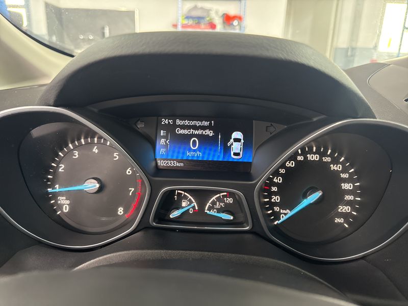 Ford Grand C-Max 1.0 EcoBoost Titanium — zdjęcie 12