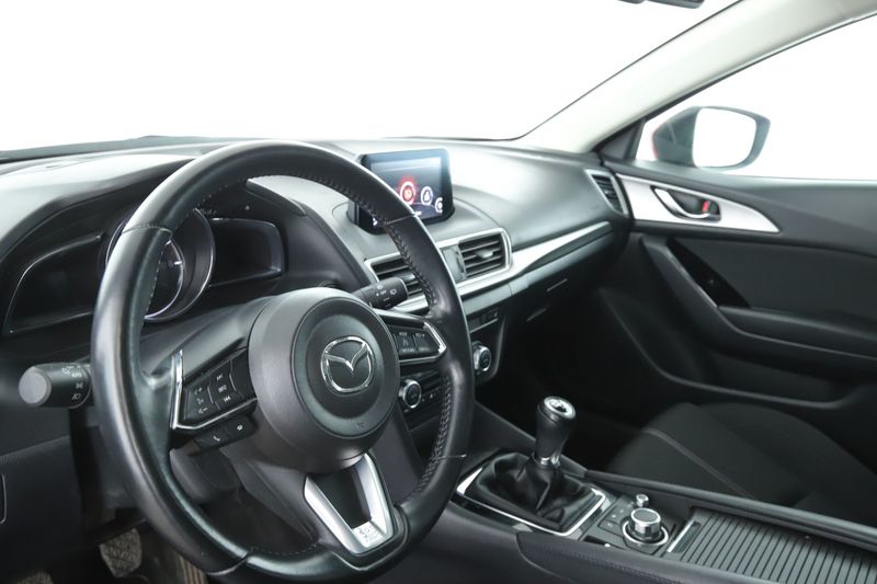 Mazda 3 2.0 Exclusive-Line — zdjęcie 11