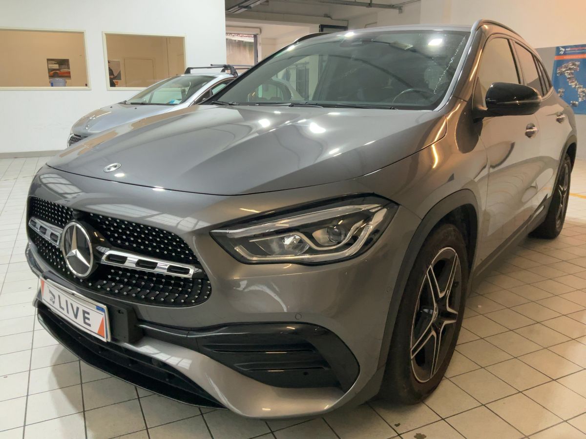 Mercedes-Benz GLA-Klasse GLA 180 AMG Line