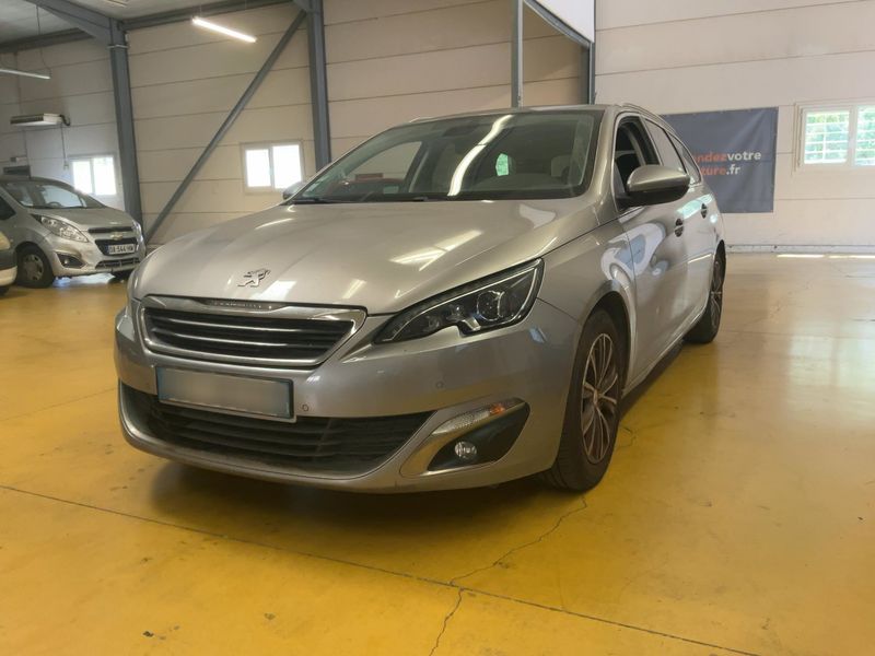 Peugeot 308 1.2 e-THP Allure
