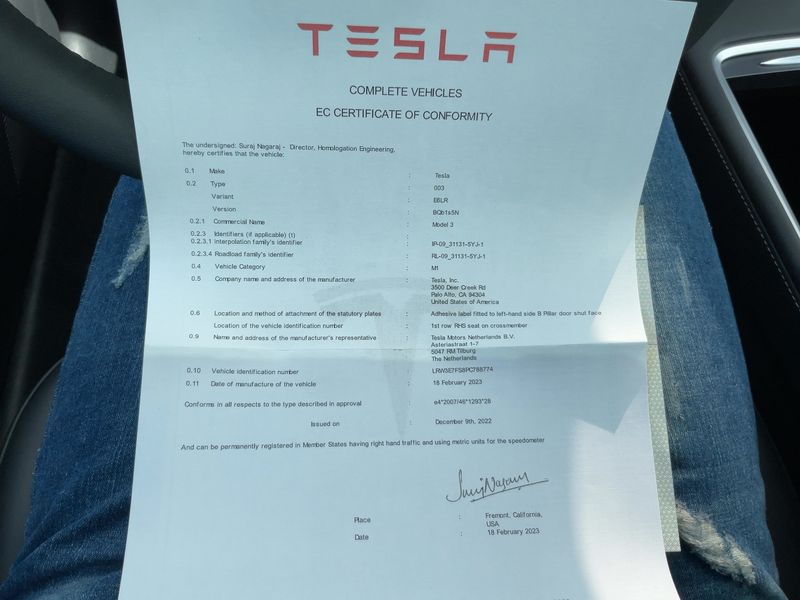 Tesla Model 3 Standard Range — zdjęcie 16