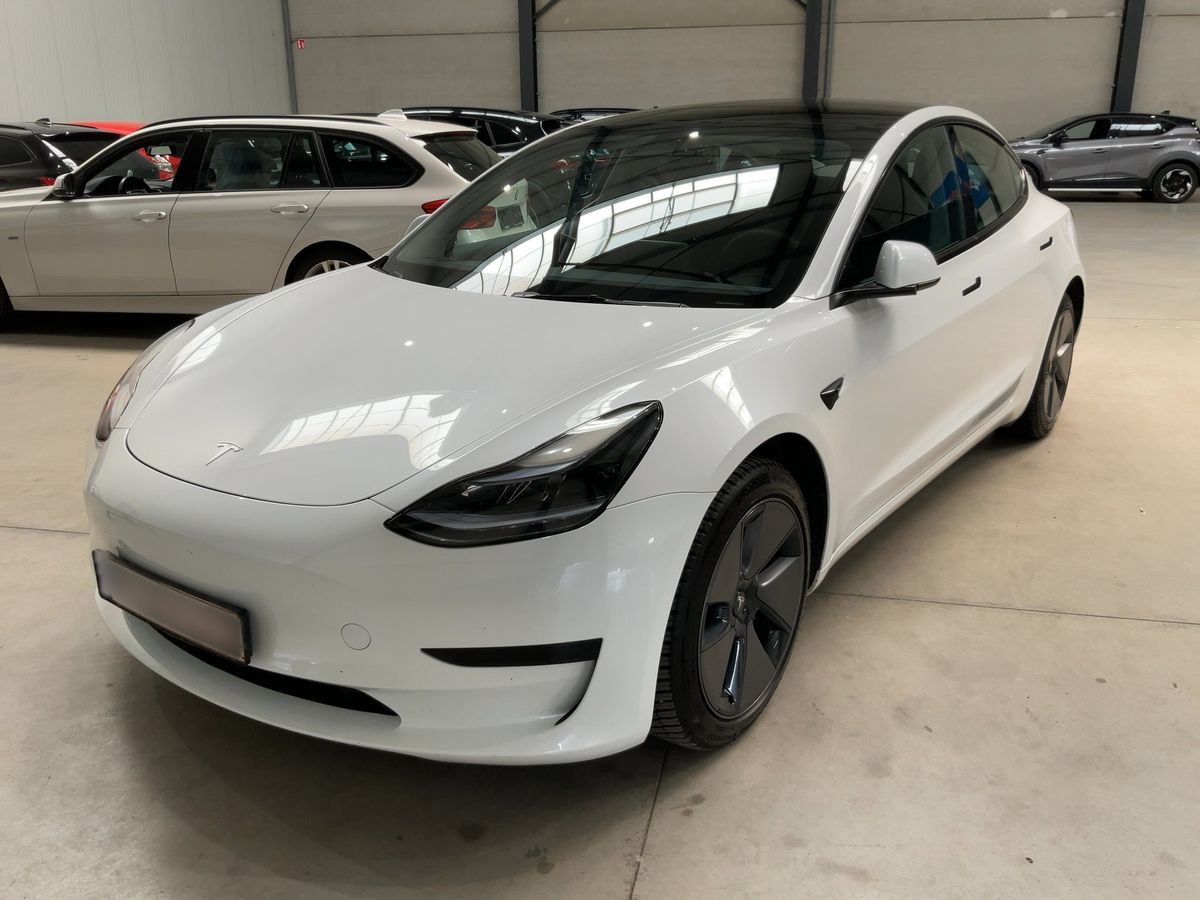Tesla Model 2023