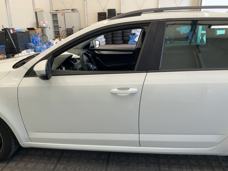 Skoda Octavia 1.2 TSI Ambition — zdjęcie 4