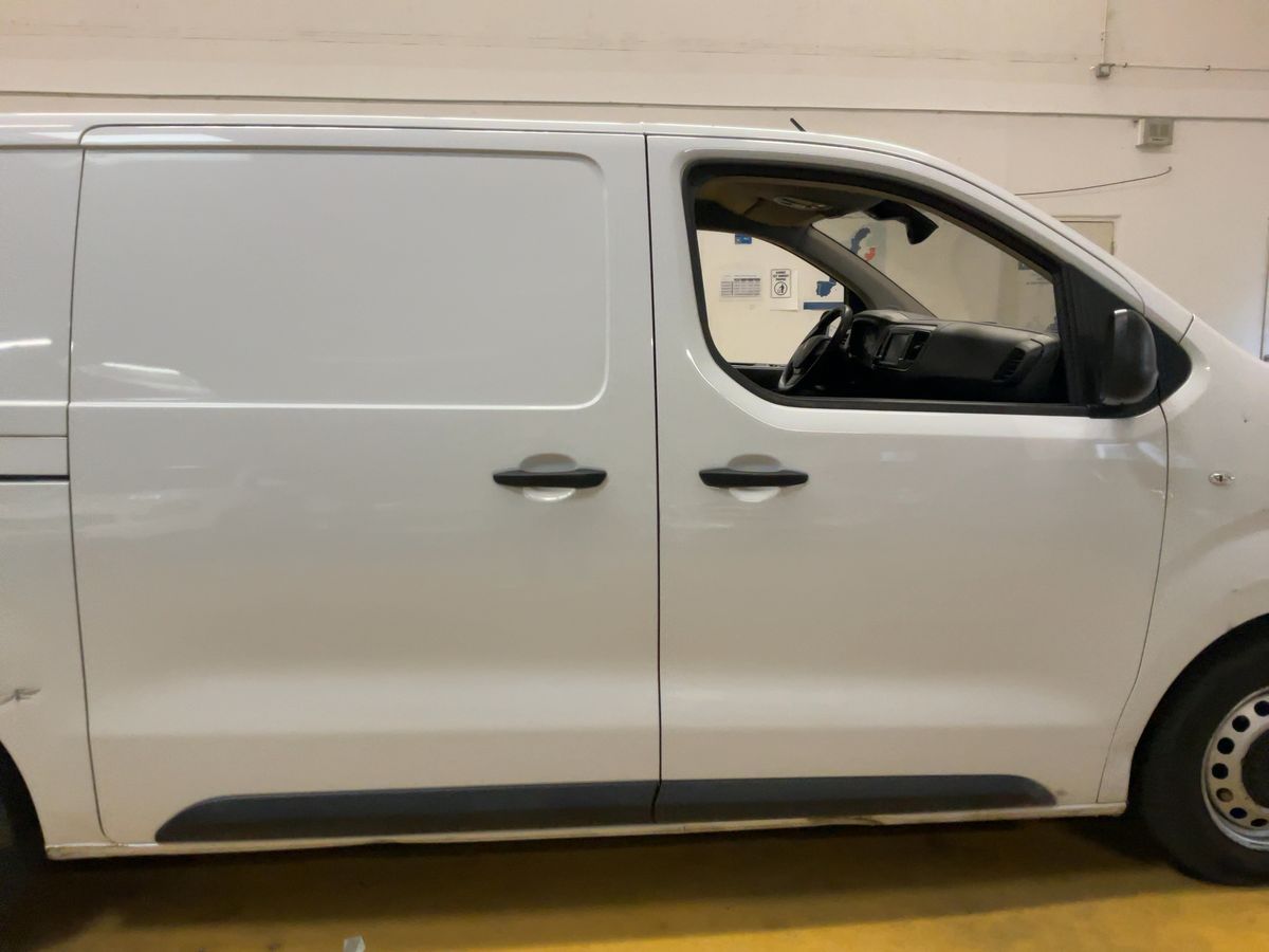Peugeot Expert 2023 — photo 11