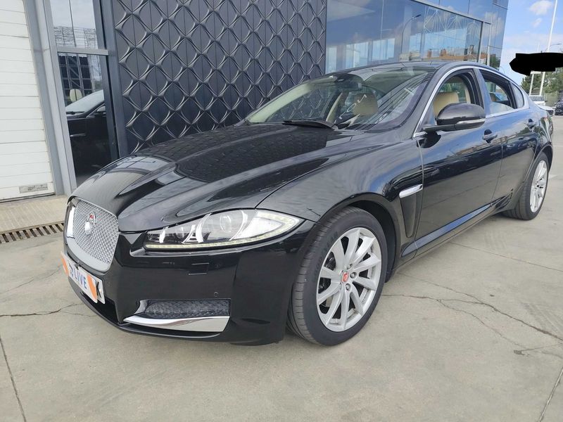 Jaguar XF 2.2 D