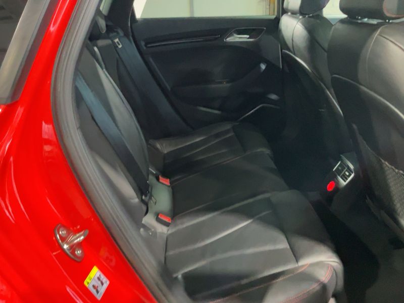 Audi RS 3 Sportback 2.5 TFSI quattro — zdjęcie 14