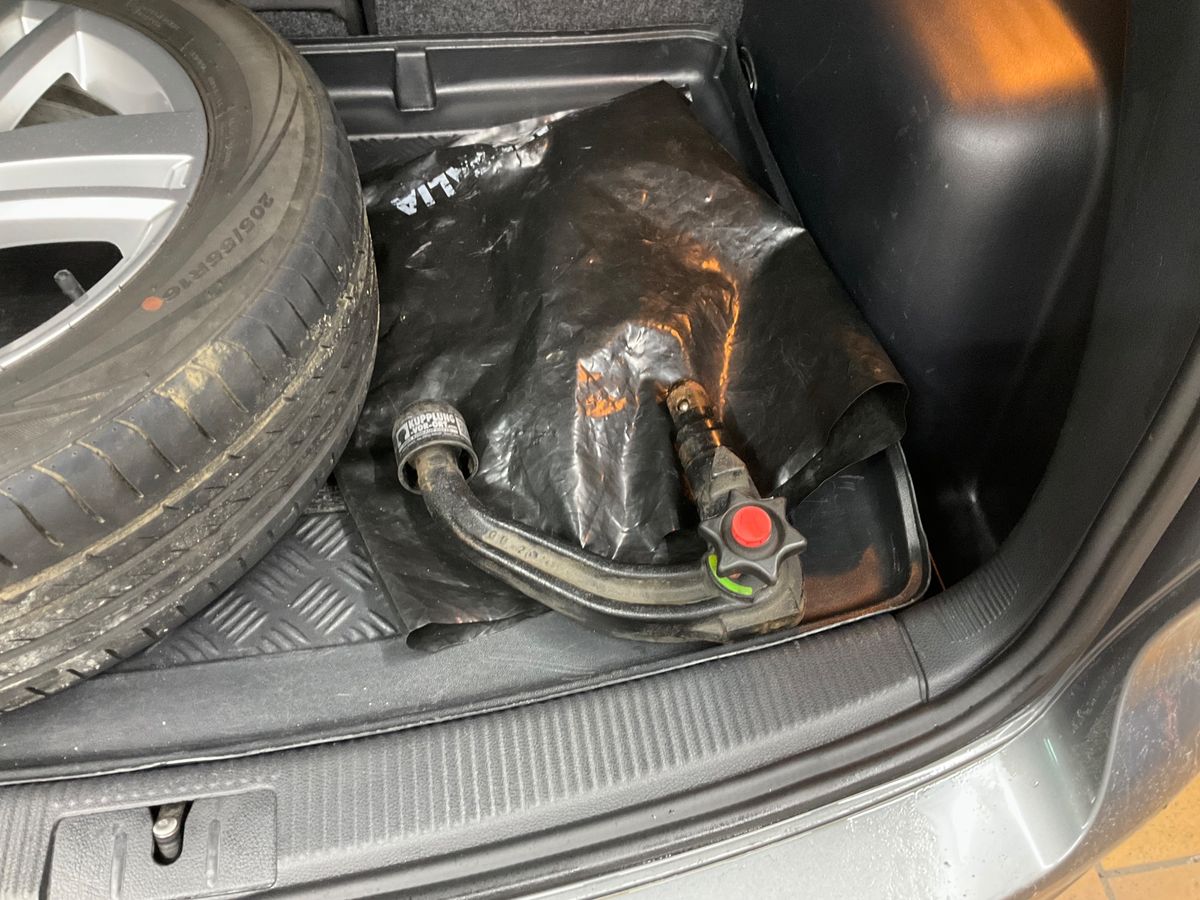 Volkswagen Golf 2012 — photo 30