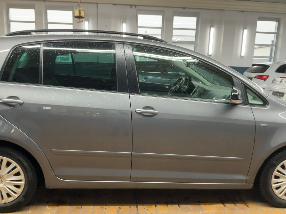 Volkswagen Golf 2012 — photo 11