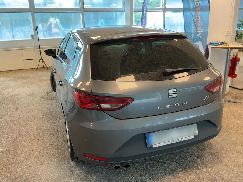 Seat Leon 1.4 TSI ACT FR — zdjęcie 3