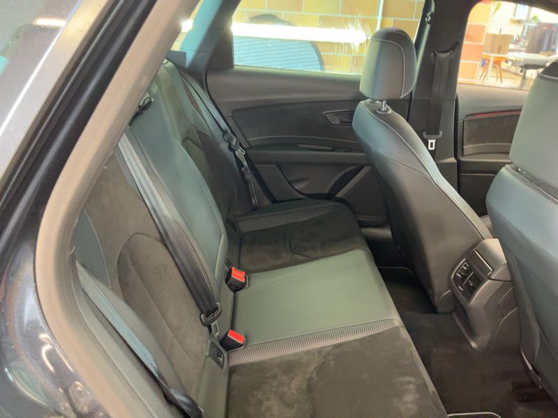 Seat Leon 2.0 TSI Cupra 300 4Drive — zdjęcie 14