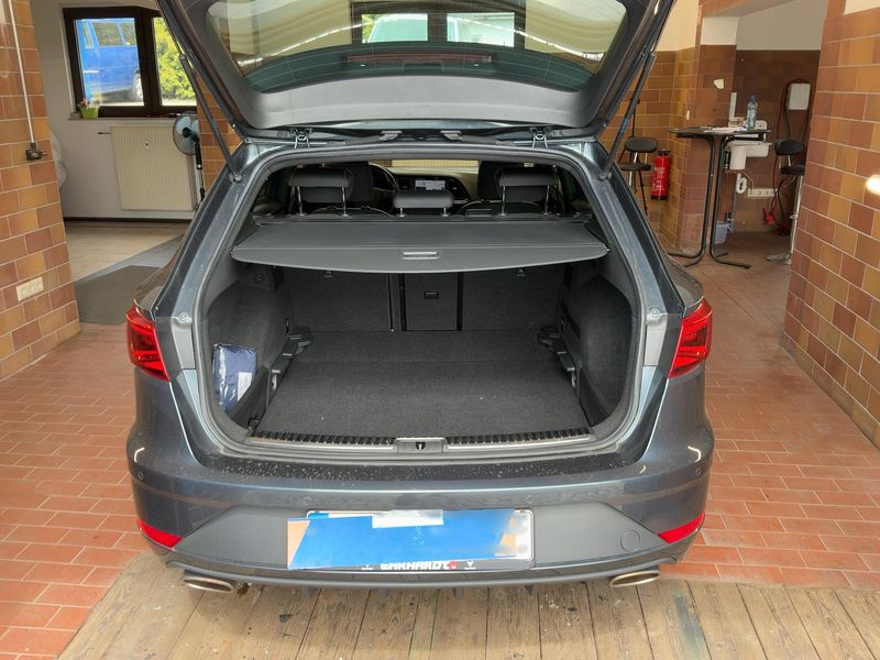 Seat Leon 2.0 TSI Cupra 300 4Drive — zdjęcie 10