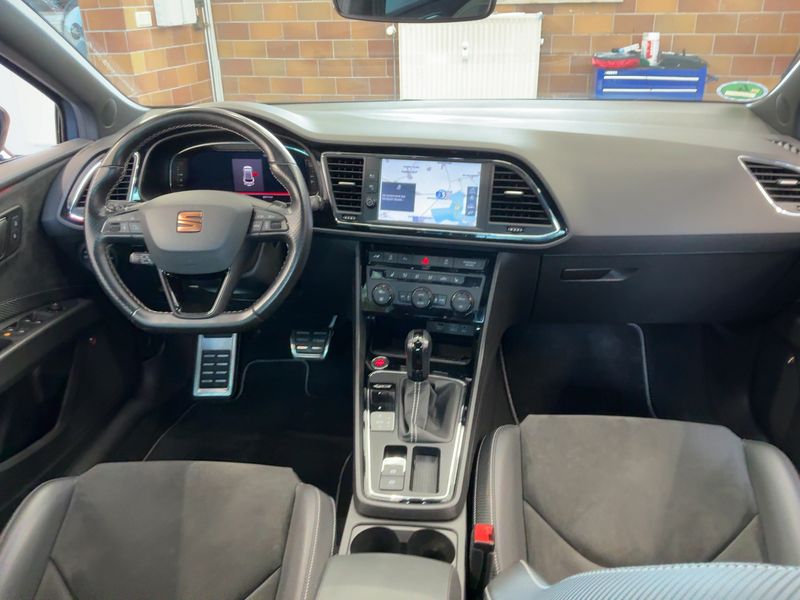 Seat Leon 2.0 TSI Cupra 300 4Drive — zdjęcie 12