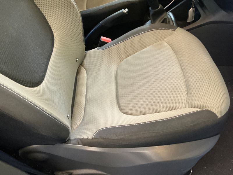 Renault Captur 1.5 dCi Energy Zen 2015 – снимка 29