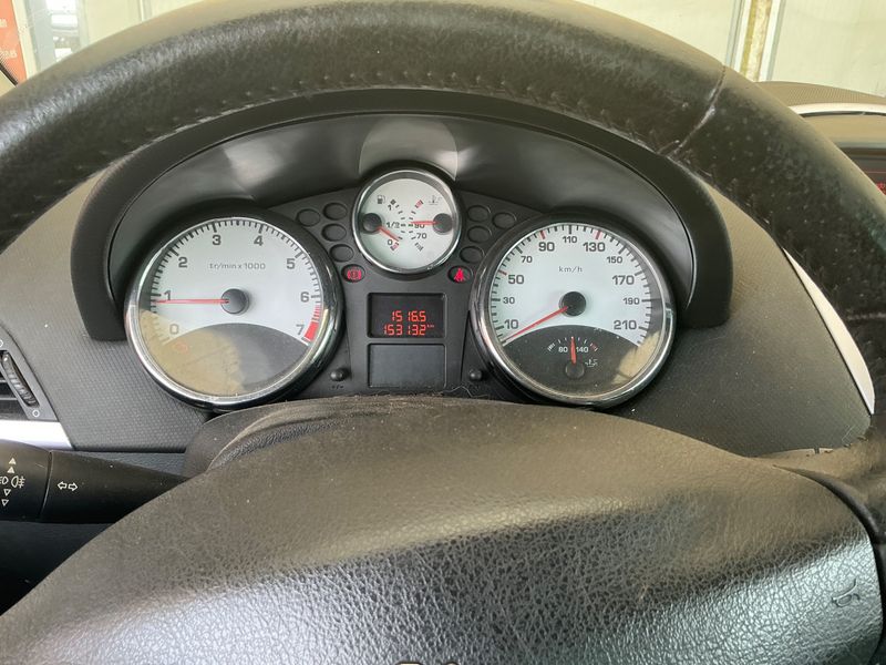 Peugeot 207 1.6 Sport — zdjęcie 4
