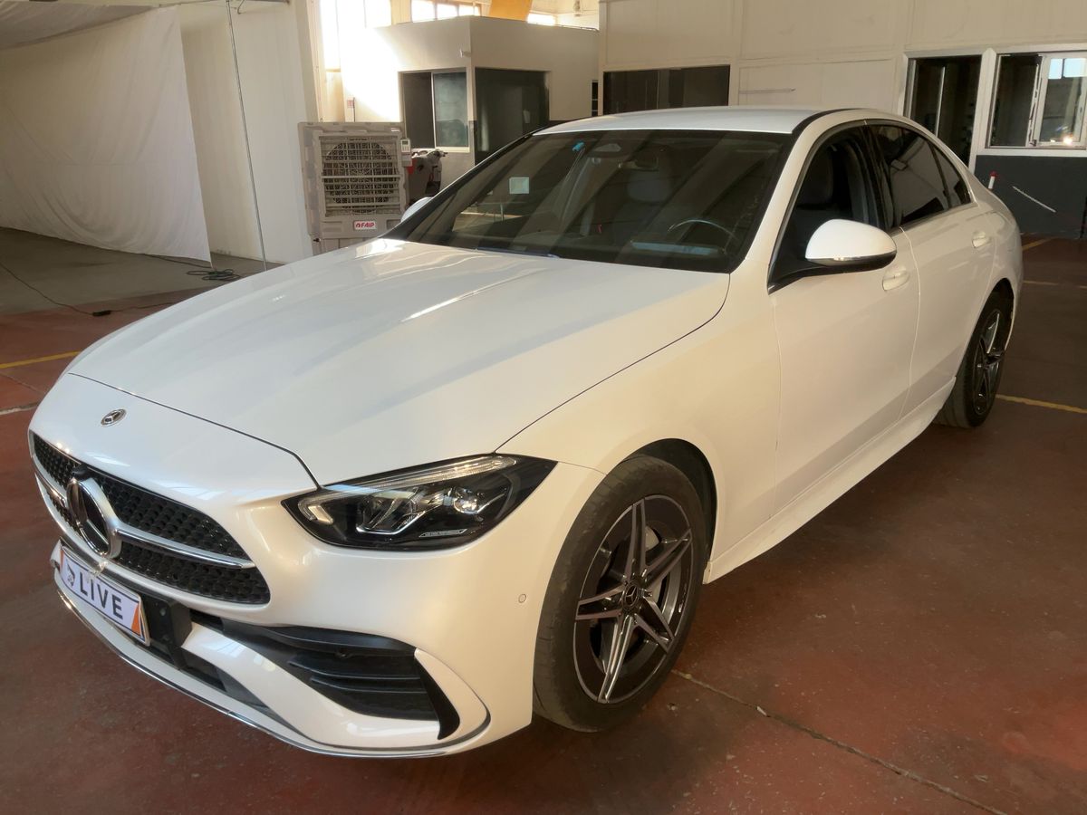 Mercedes-Benz C-Klasse C300e AMG Line