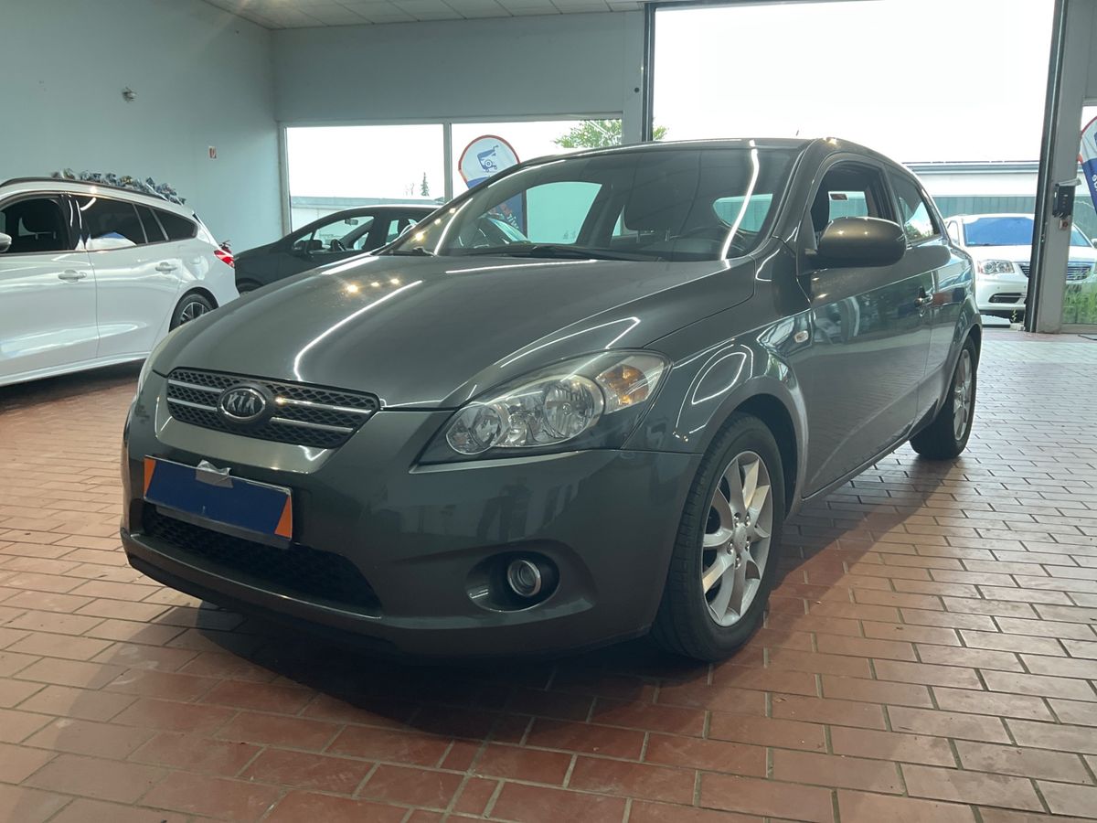 Kia pro_cee'd 2011