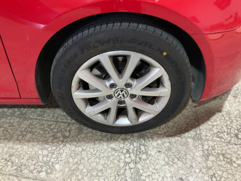 Volkswagen Golf VI 2.0 TDI Sport 2012 – снимка 11