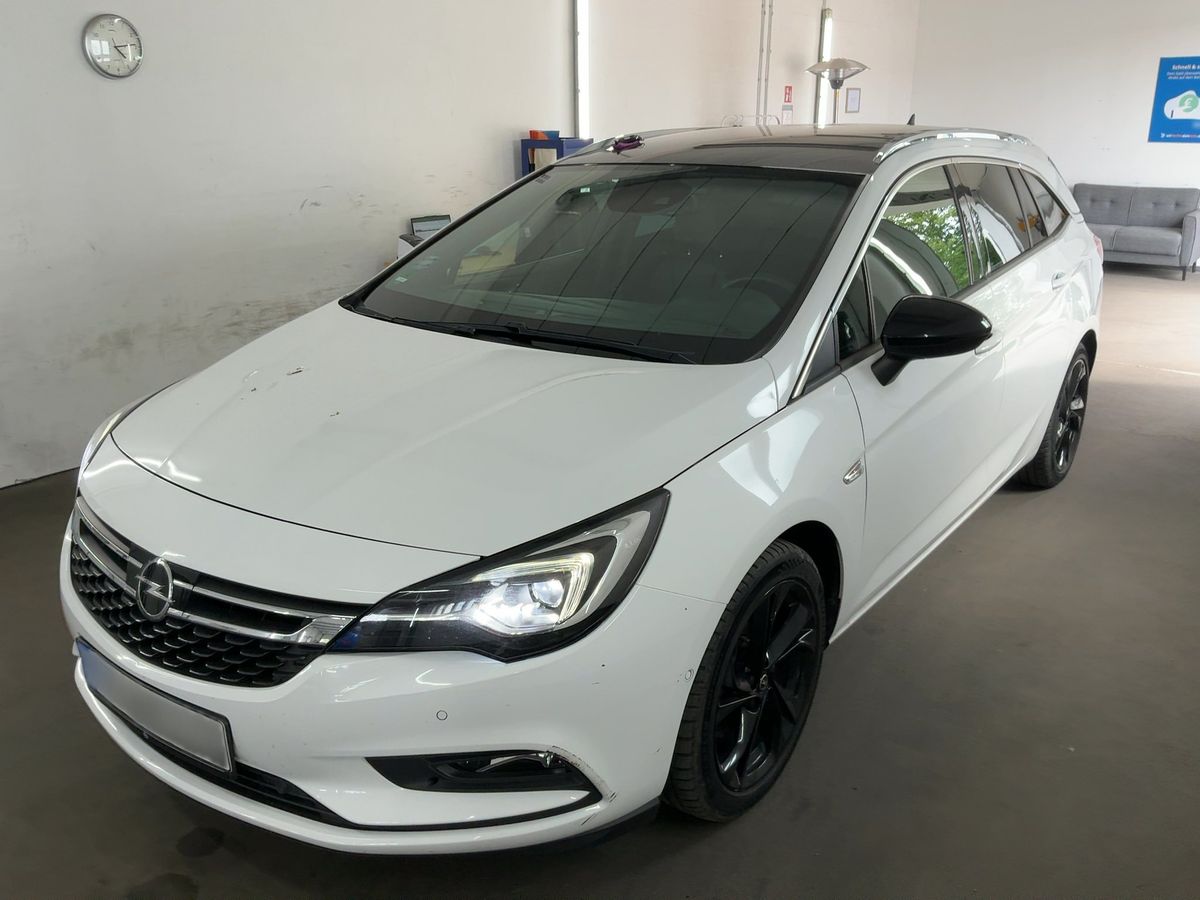 Opel Astra 2018 — photo 1