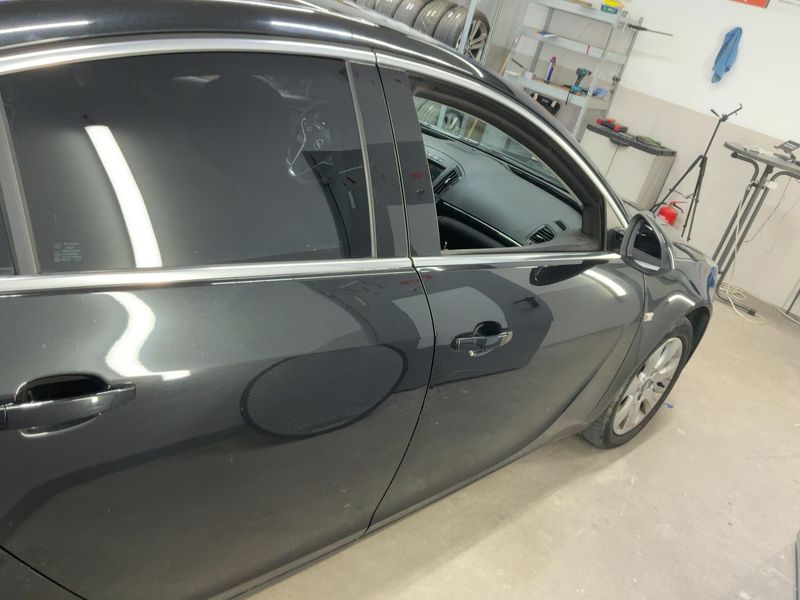 Opel Insignia 1.6 SIDI Turbo Innovation 2013 – снимка 10