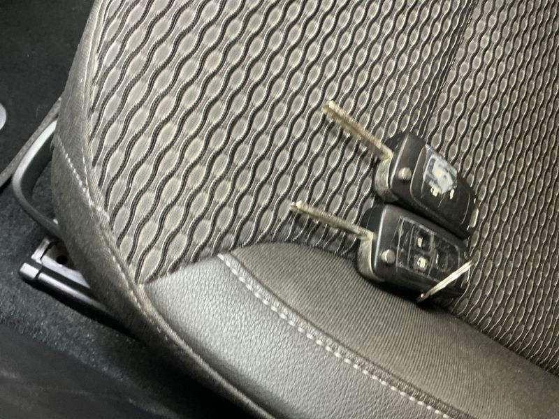 Opel Insignia 1.6 SIDI Turbo Innovation 2013 – снимка 29