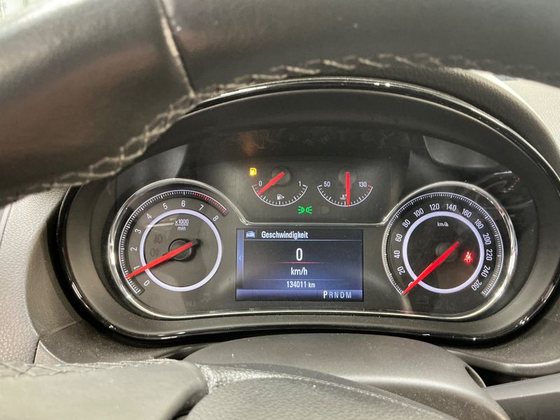 Opel Insignia 1.6 SIDI Turbo Innovation 2013 – снимка 18